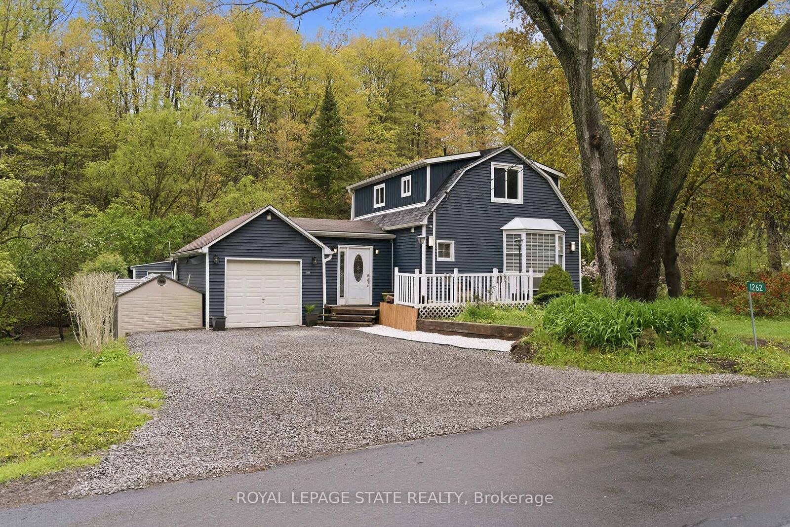 Property Photo: 1262 Hidden Valley Road ON L7P 0T5