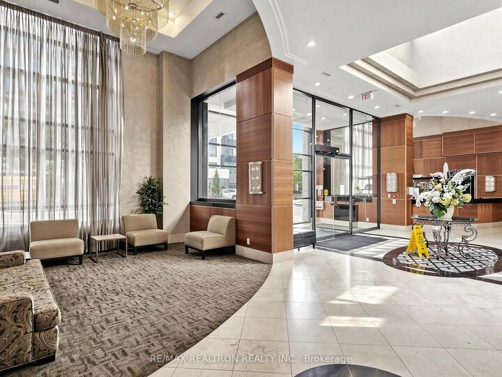 Property Photo: 155 Beecroft Road 2610 ON M2N 7C6
