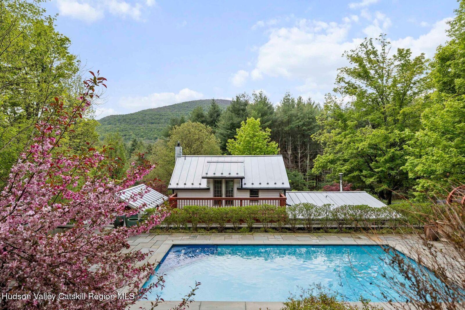 Property Photo:  4266 Ny-212  NY 12448 