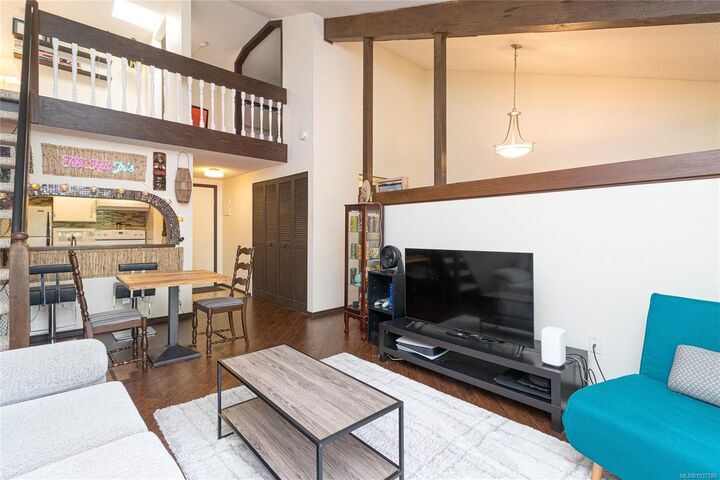 Property Photo:  1009 McKenzie Ave 407  BC V8X 4B1 