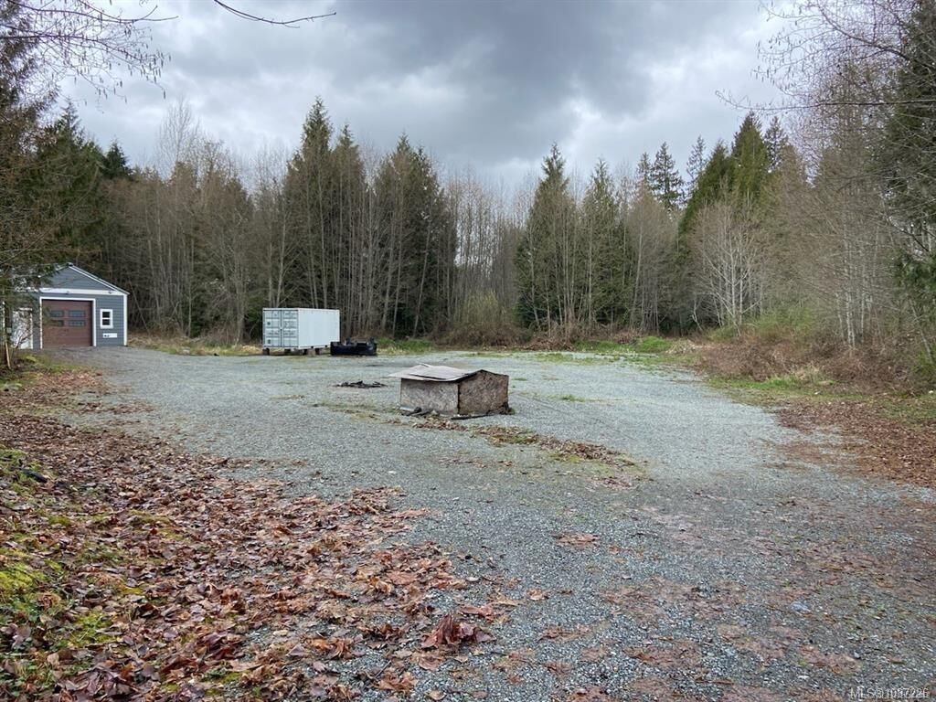 Property Photo:  1935 Waring Rd  BC V9X 1V1 