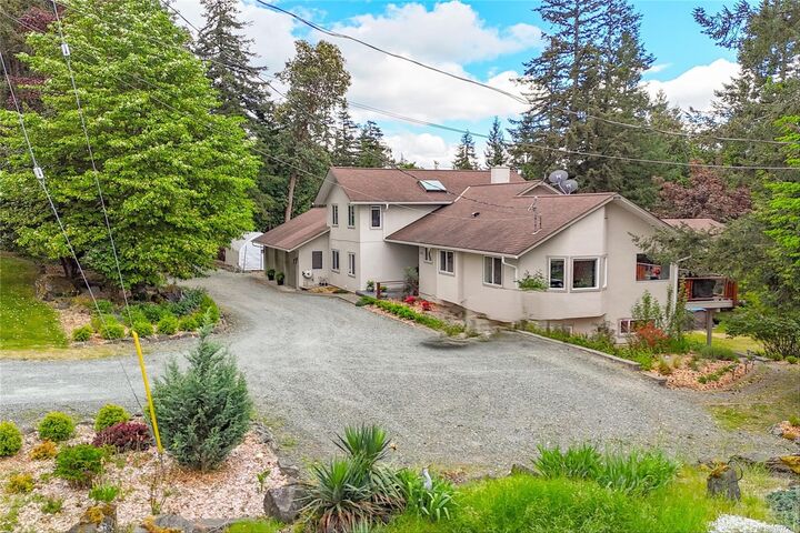 Property Photo:  3729 Panorama Cres  BC V0R 1K4 