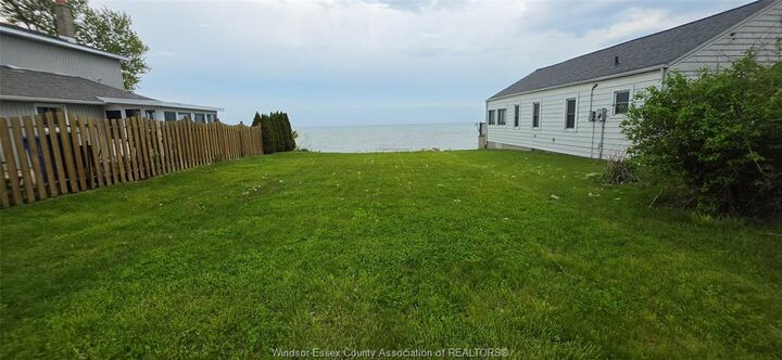 Property Photo: 1535 Heritage Road ON N9Y 2E6