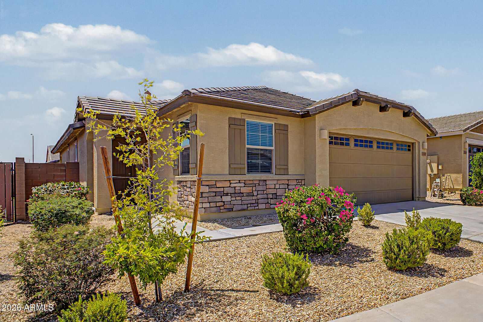 Property Photo: 2732 S Prospector Point Road AZ 85119