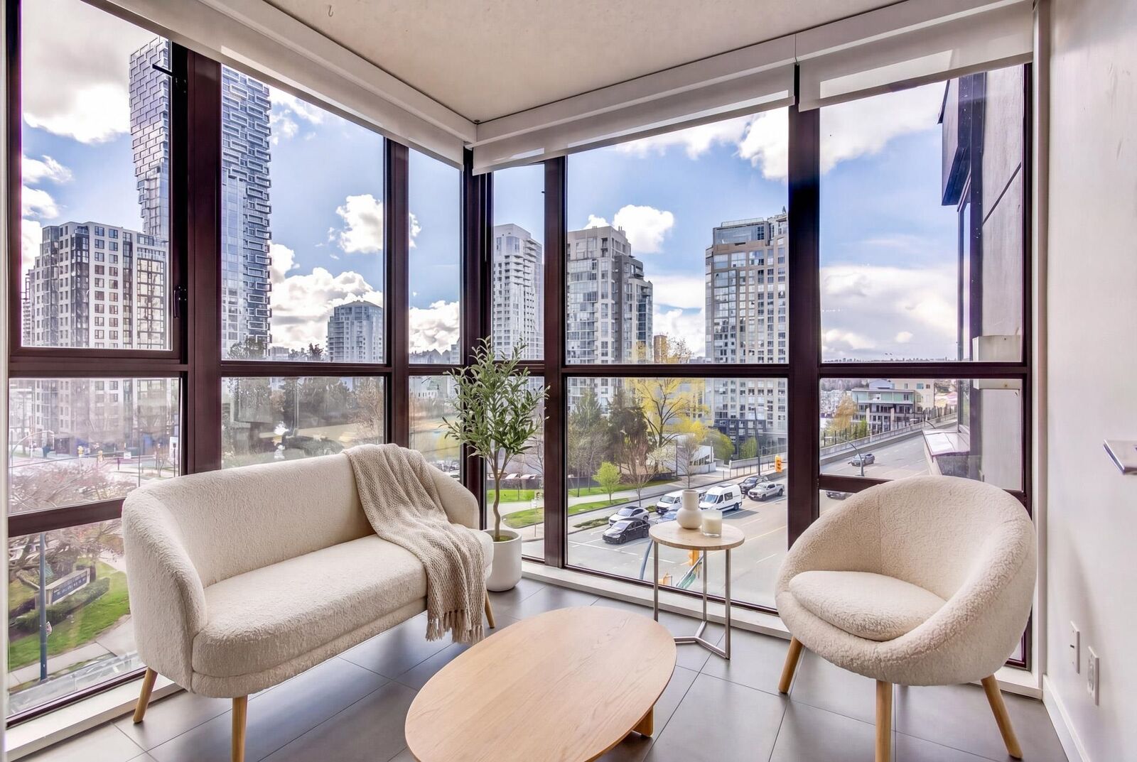 Property Photo: 1003 Pacific Street 601 BC V6E 4P2