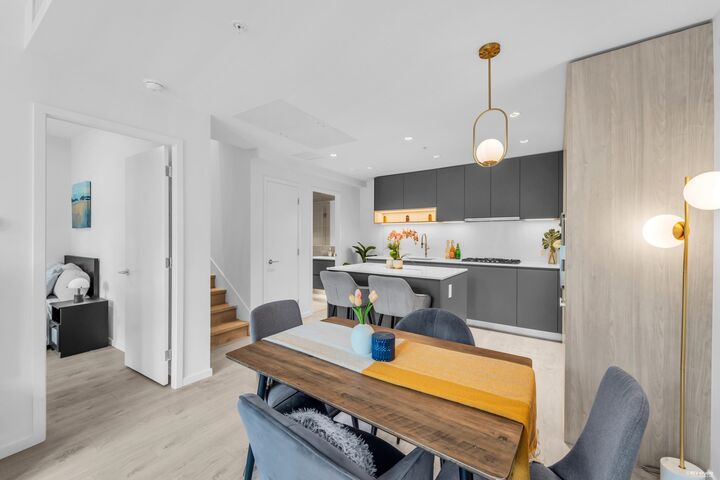 6788 Minoru Boulevard Th2 — photo 1
