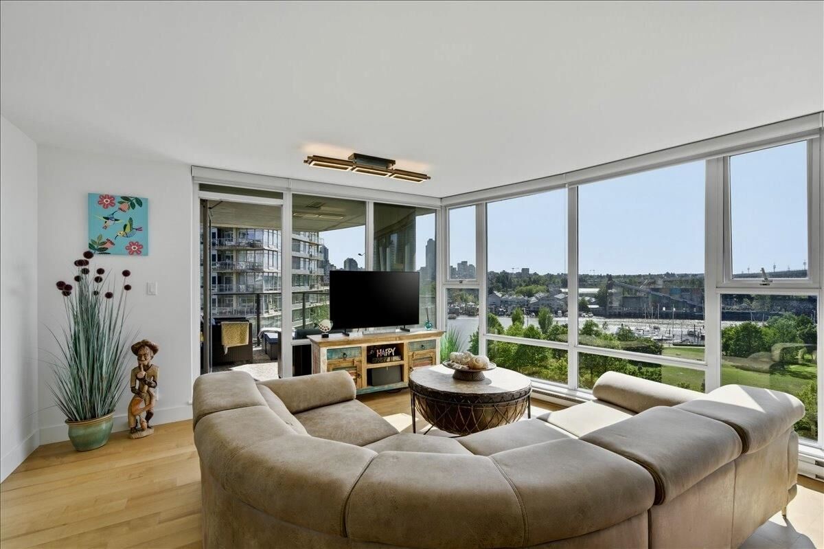 Property Photo:  455 Beach Crescent 803  BC V6Z 3E5 