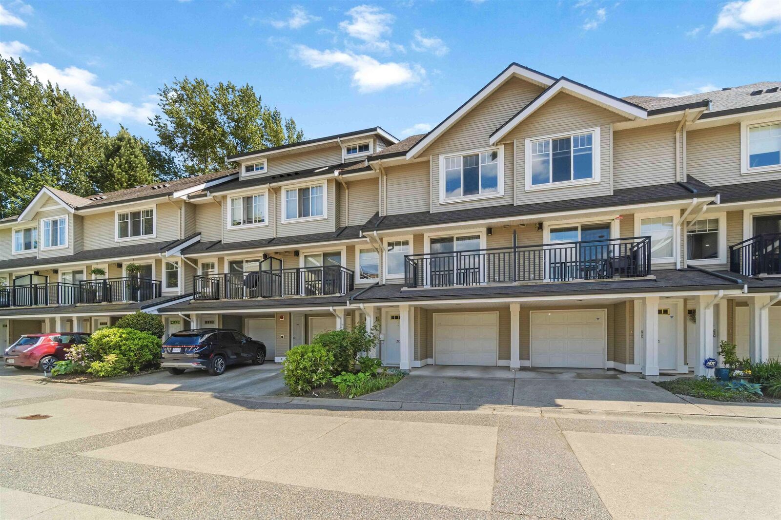 Property Photo:  2927 Fremont Street 30  BC V3B 7X8 
