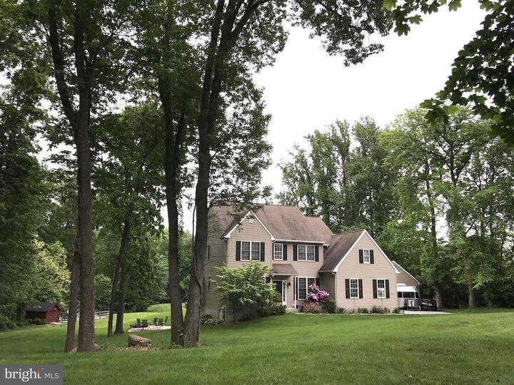 Property Photo: 118 Shepherds Way PA 19320