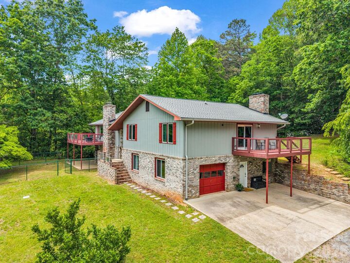 Property Photo:  656 Cashiers Valley Road  NC 28712 