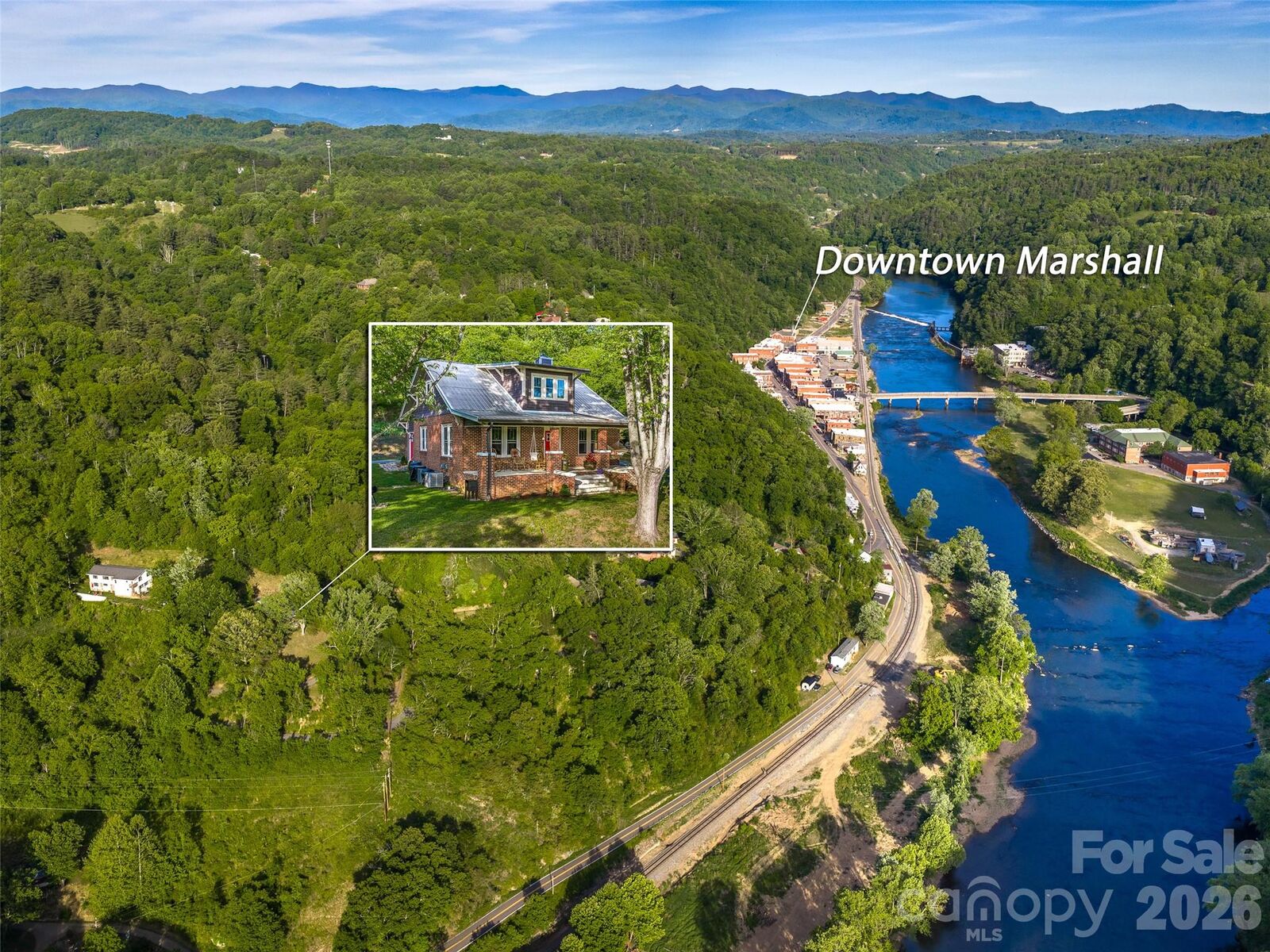 Property Photo: 296 Roberts Hill Road NC 28753