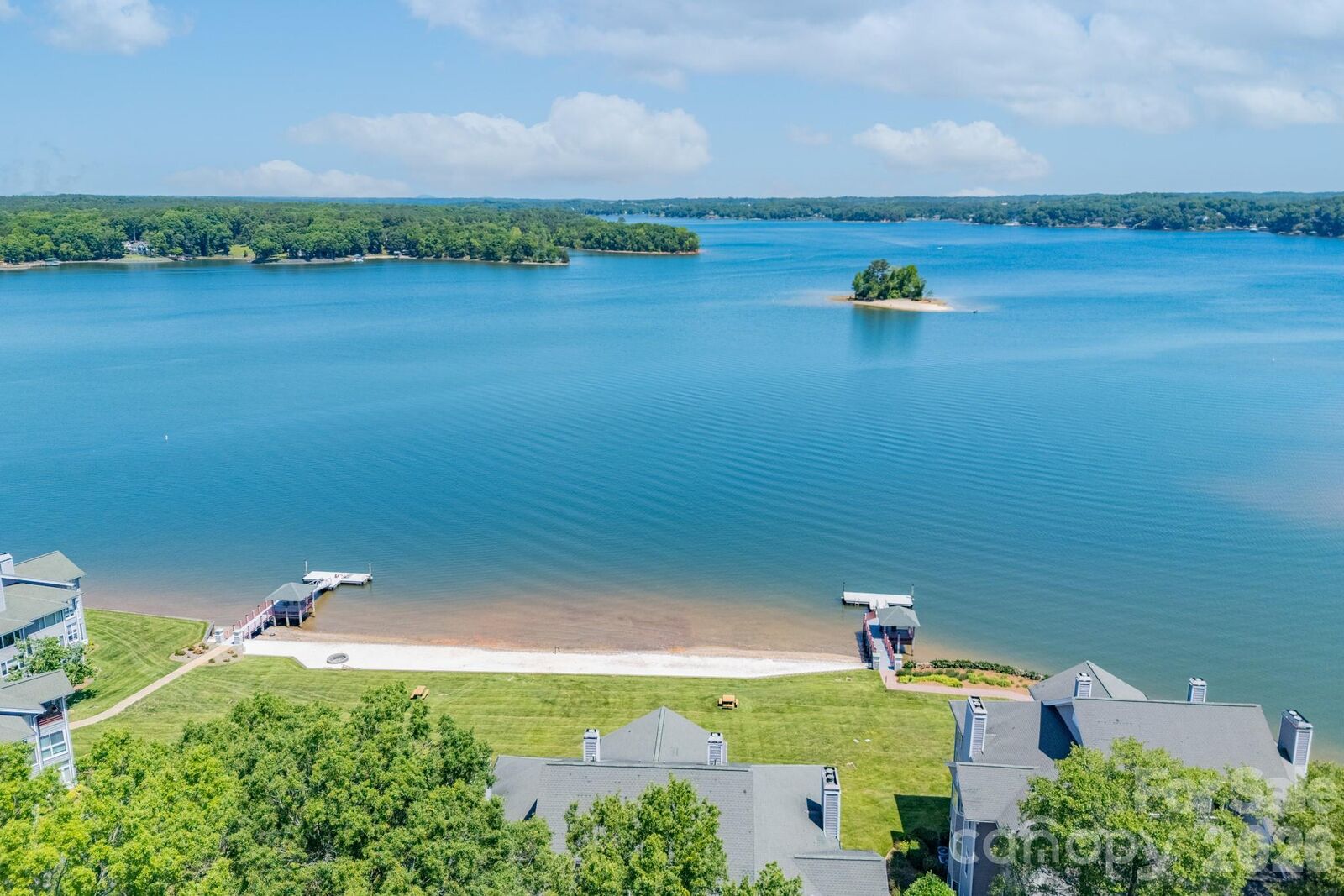 Property Photo: 703 Lake Club Drive SC 29732