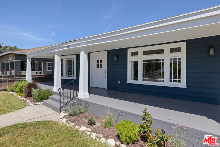 Property Photo: 137 E Avenue 43 CA 90031