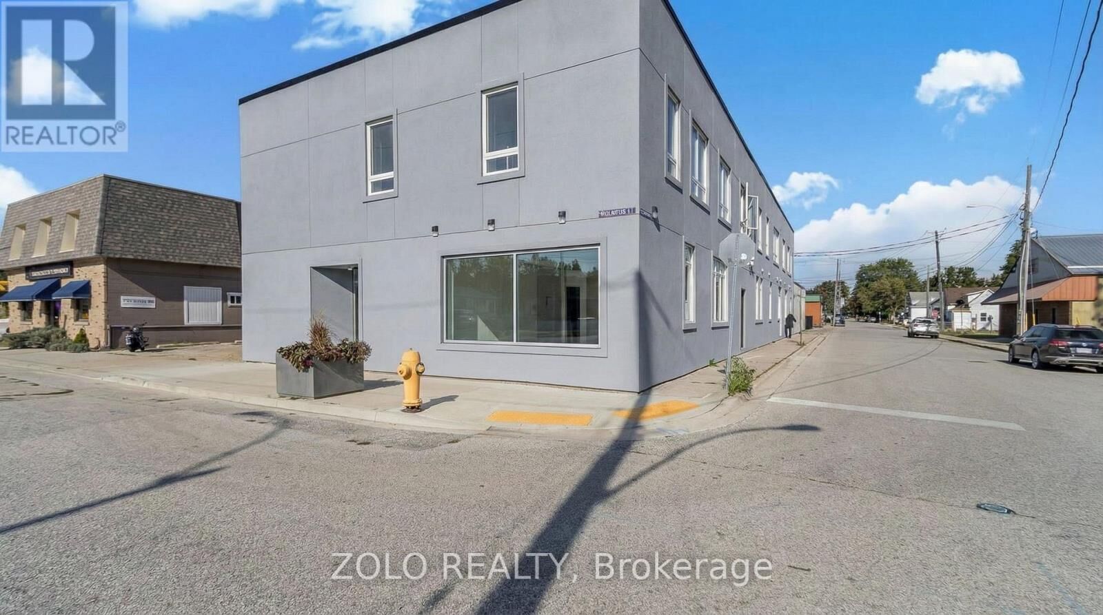 Property Photo:  206 Wellington Street Unit # 1  ON N8A 2X9 