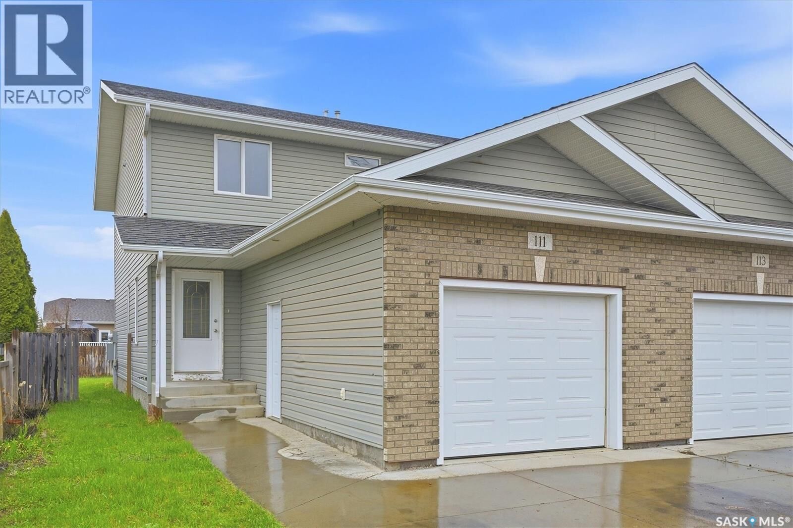 Property Photo:  111 Meadowlark Park  SK S0K 4S0 