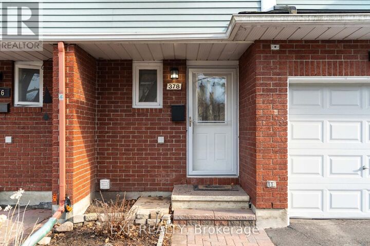 Property Photo:  378 Valade Crescent  ON K4A 2V8 