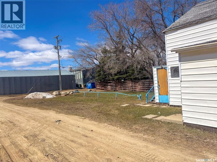 Property Photo:  527 6th Street  SK S0K 2A0 