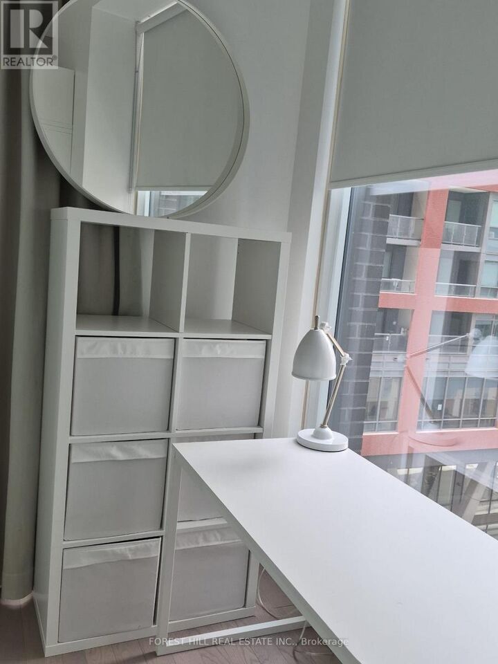 Property Photo:  101 Peter Street 516  ON M5V 2G9 