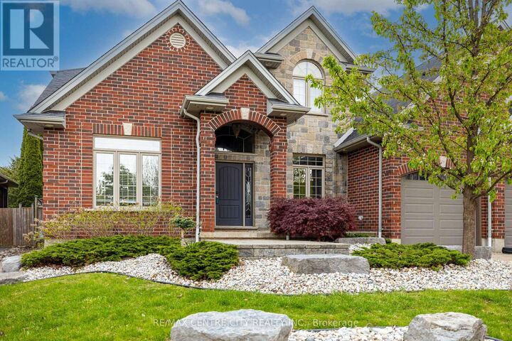 Property Photo: 2114 Riverbend Road ON N6K 0A3