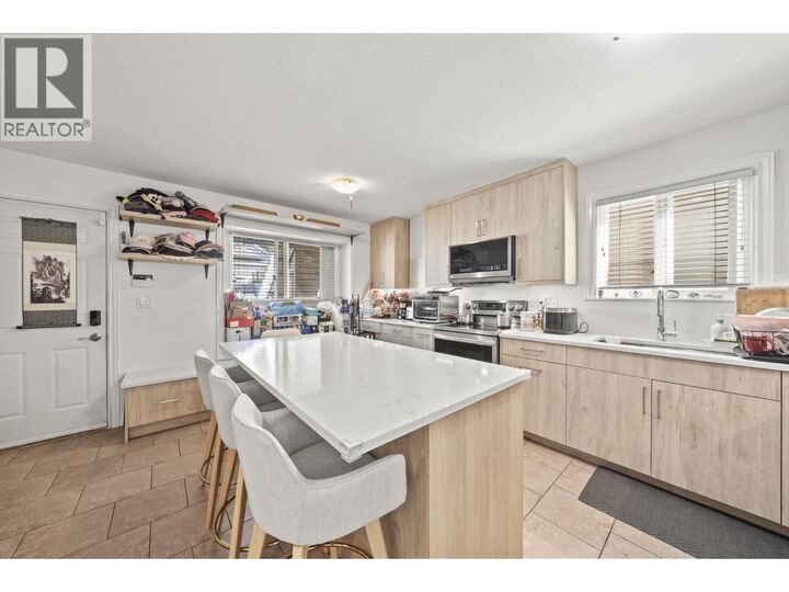 Property Photo:  3541 Adanac Street  BC V5K 2P6 