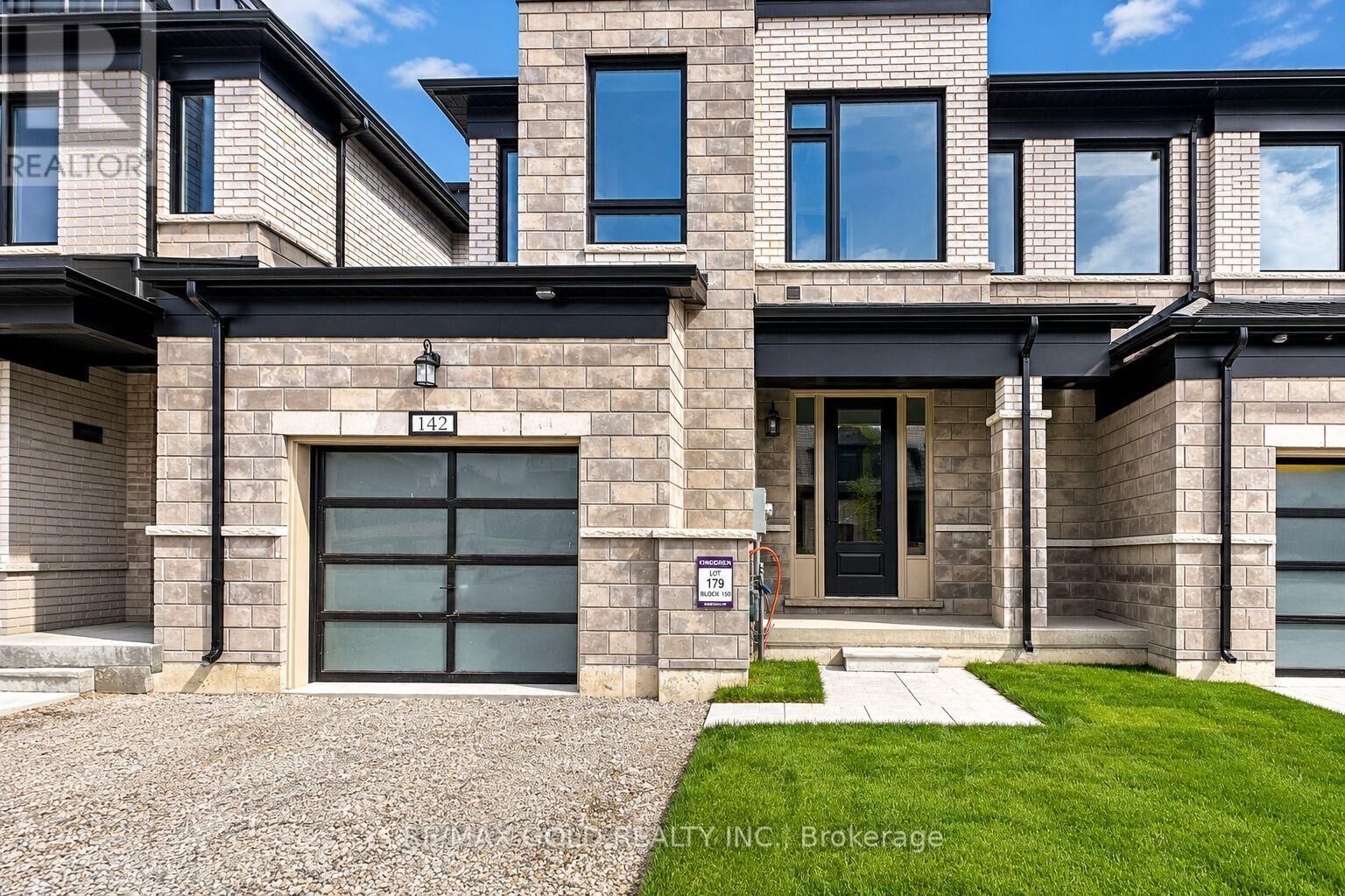 Property Photo:  142 Cole Terrace  ON N4T 0P5 
