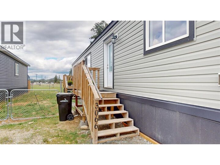 Property Photo:  3066 Pinnacle Crescent North  BC V1C 0E5 