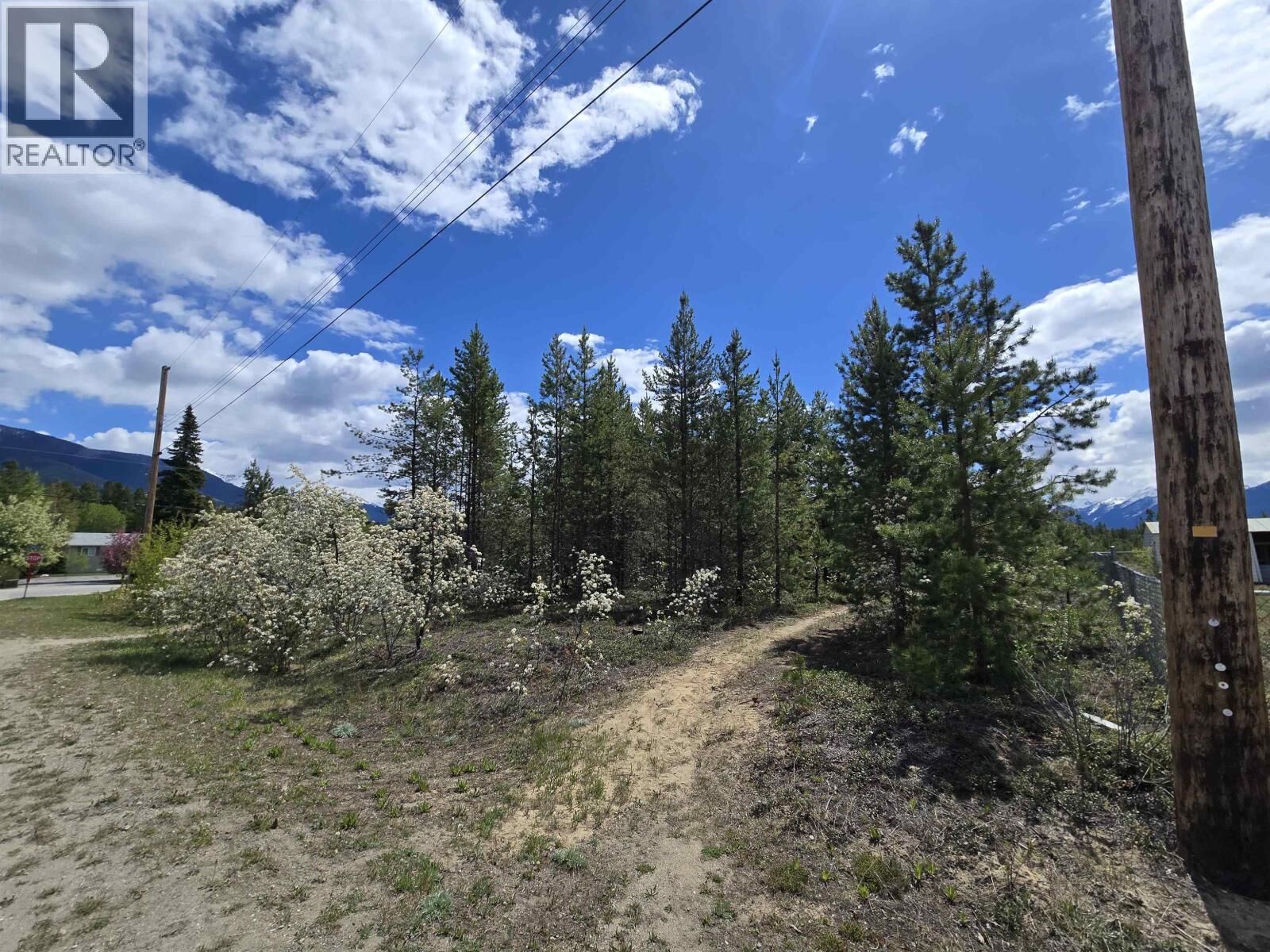Property Photo:  1025 9th Avenue  BC V0E 2Z0 
