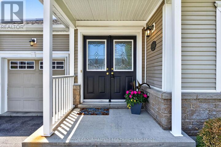 Property Photo: 133 Britannia Crescent ON K0H 1G0