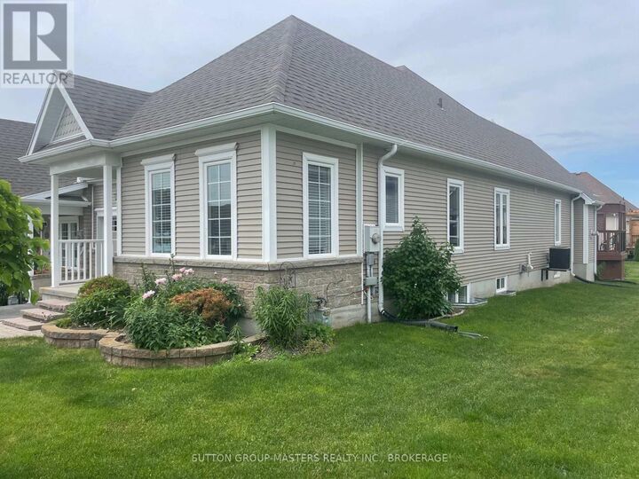 Property Photo:  133 Britannia Crescent  ON K0H 1G0 