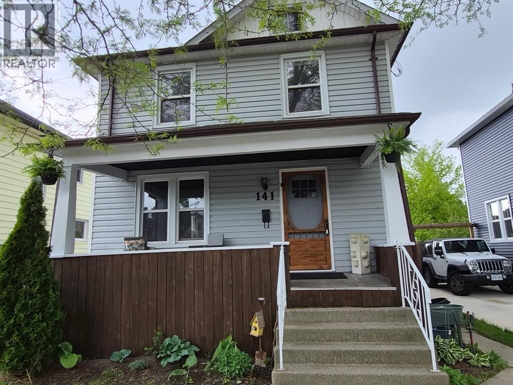 Property Photo:  141 Richard Street  ON N7T 1S6 
