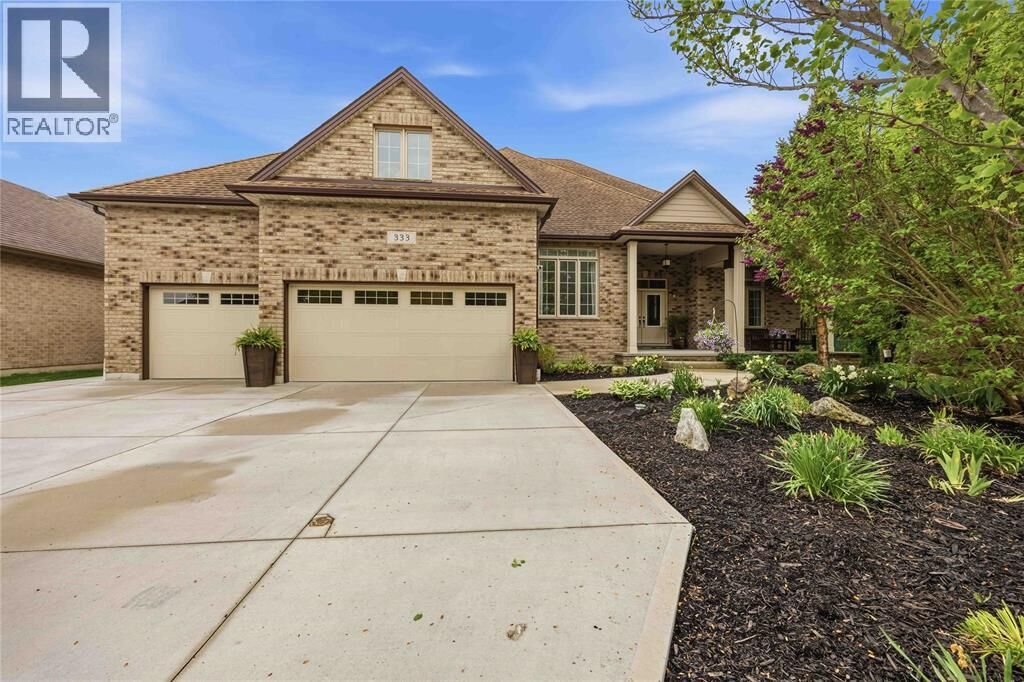 Property Photo:  333 Bloomfield Drive  ON N7S 0B2 