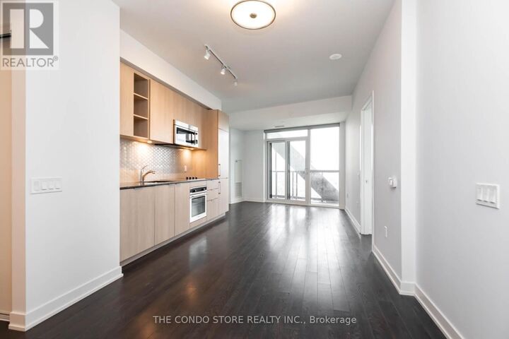Property Photo:  50 Ordnance Street 2807  ON M6K 1A2 