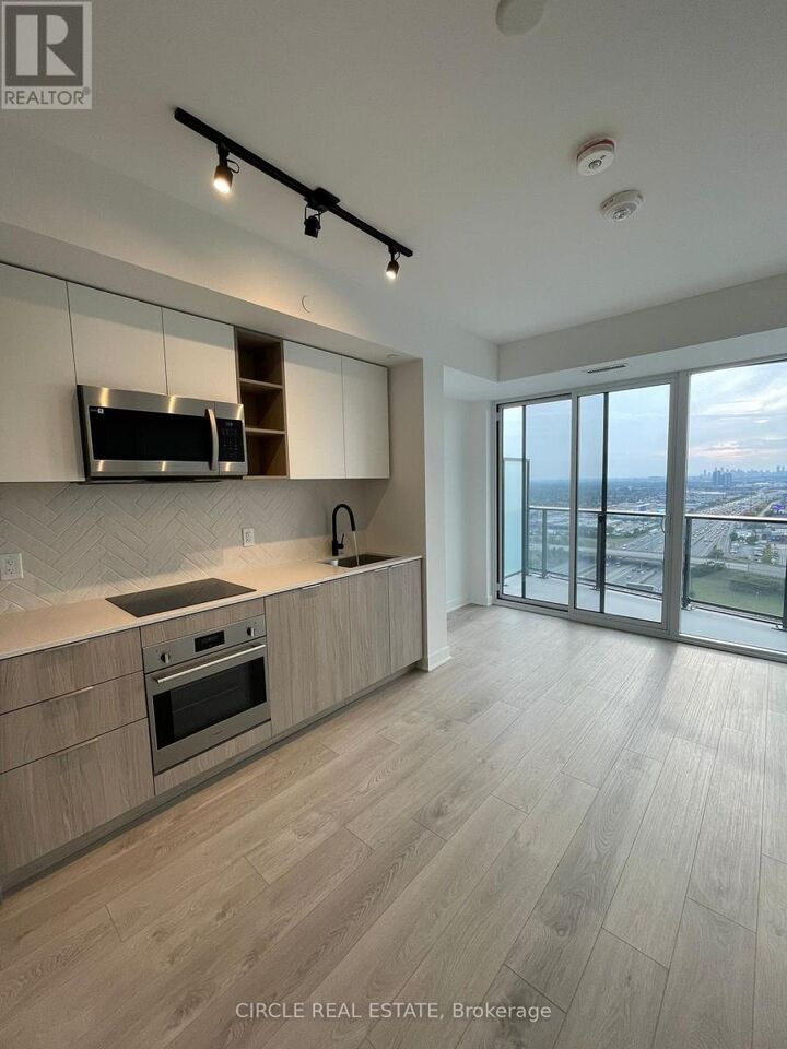 Property Photo:  36 Zorra Street 2202  ON M8Z 0G5 