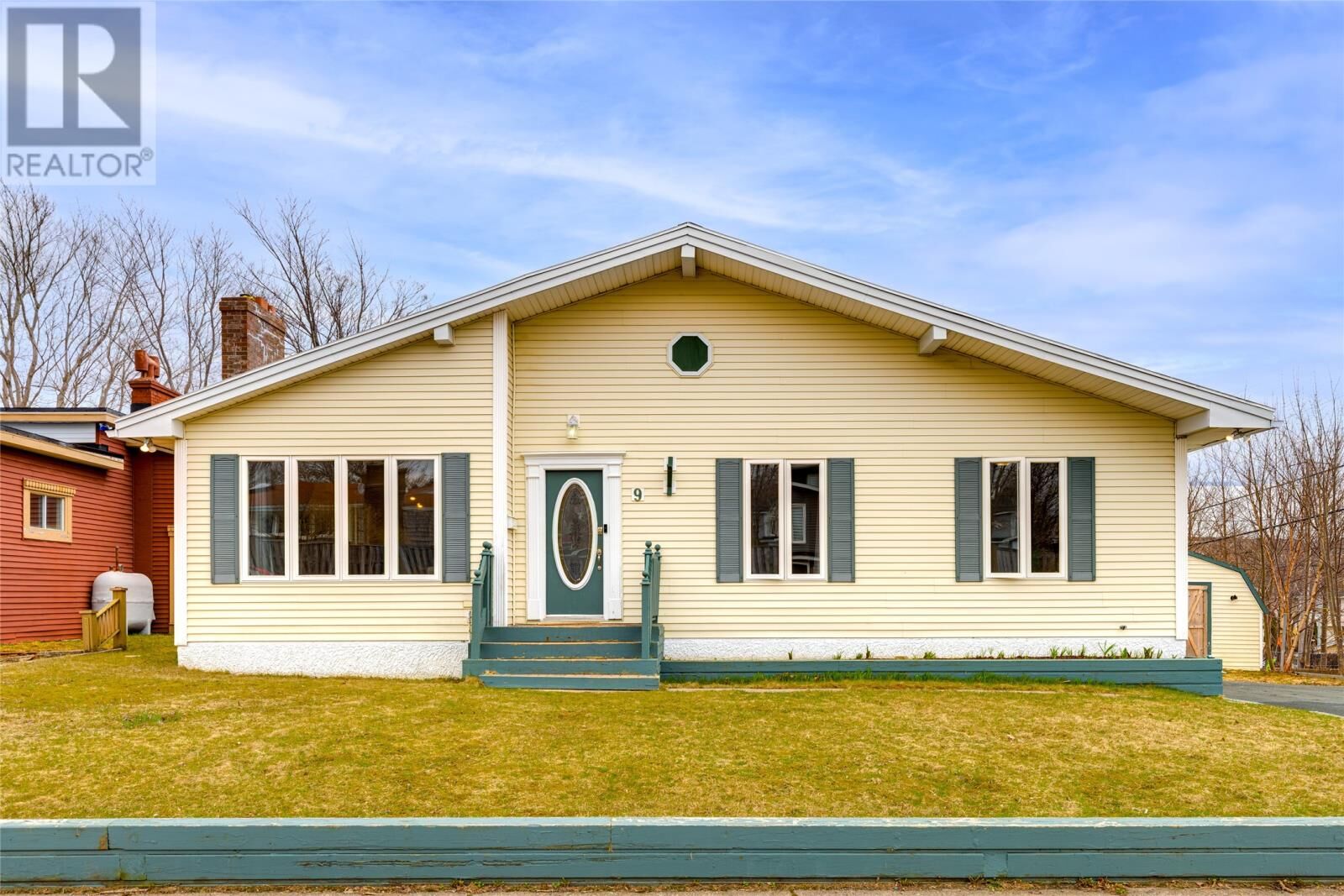 Property Photo: 9 Thomas Street NL A1E 2J9