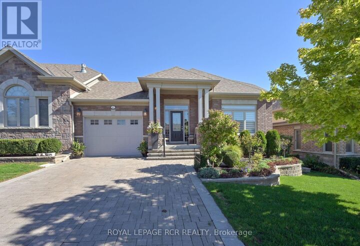 Property Photo: 45 Hillcrest Drive ON L9R 0N4