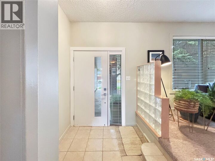 Property Photo:  355 Ball Crescent  SK S7K 6E3 