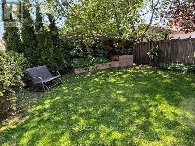 Property Photo:  177 Athol Street East  ON L1H 1K2 