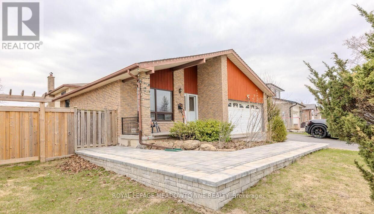 Property Photo:  468 Gowland Crescent Bsmt  ON L9T 4E5 