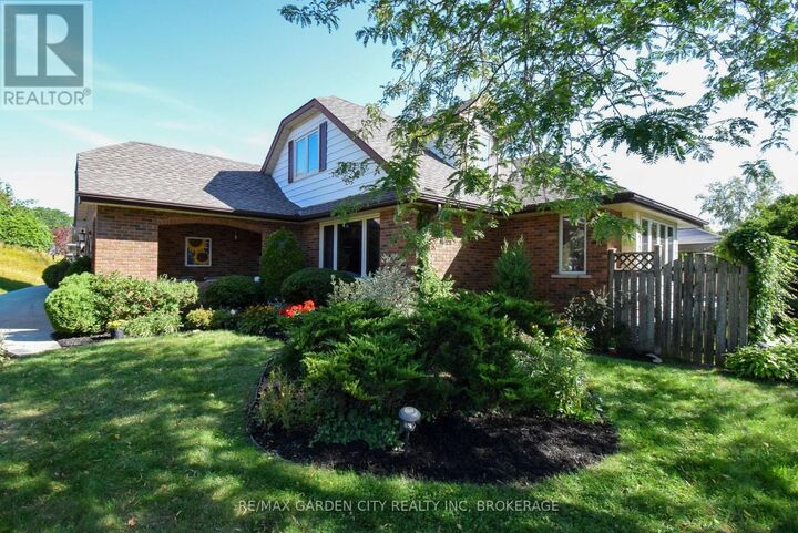 Property Photo:  40 Belair Drive  ON L2N 6X9 