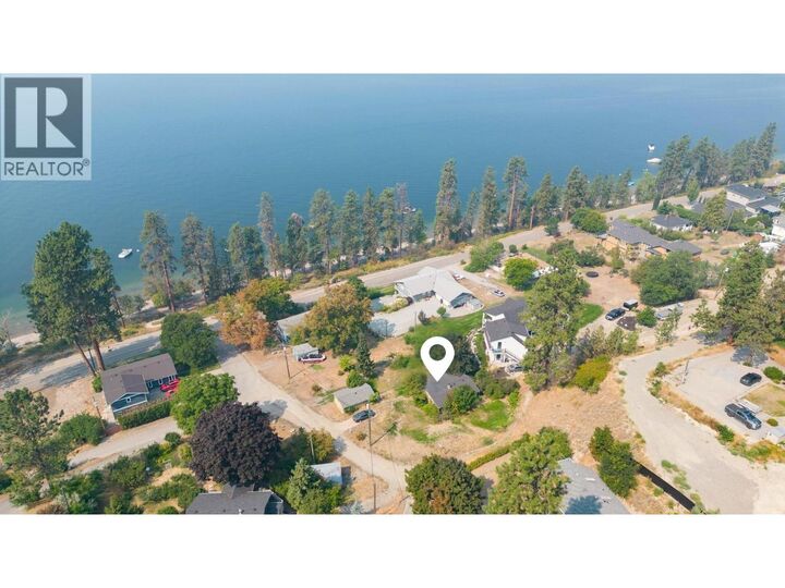 Property Photo: 1210 Eighth Street BC V4V 2J5