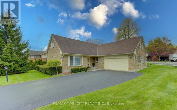 Property Photo:  298 Roxton Drive 13  ON N2T 1R5 