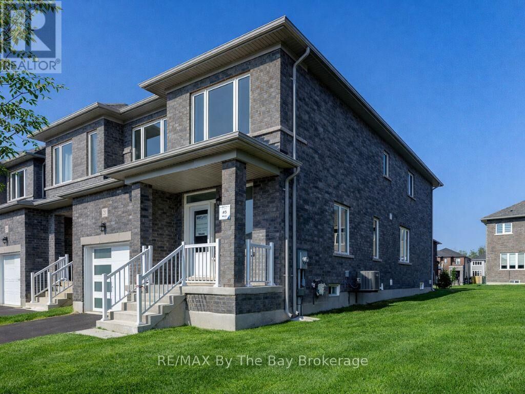 Property Photo: 21 Lisa Street ON L9Z 1J9