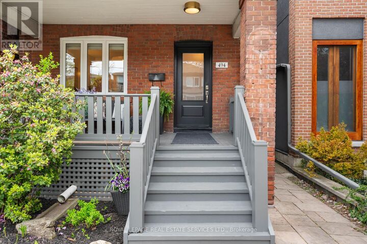 Property Photo:  494 Durie Street  ON M6S 3G7 