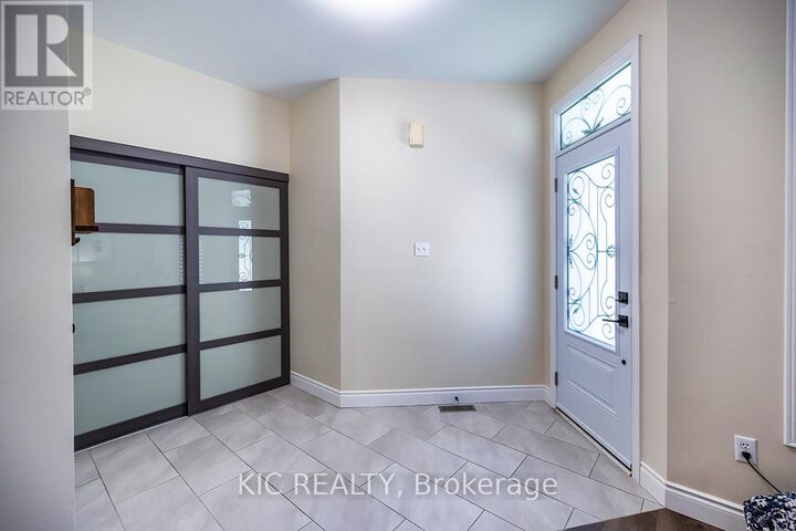 Property Photo:  141 Waller Street  ON L1R 2K7 