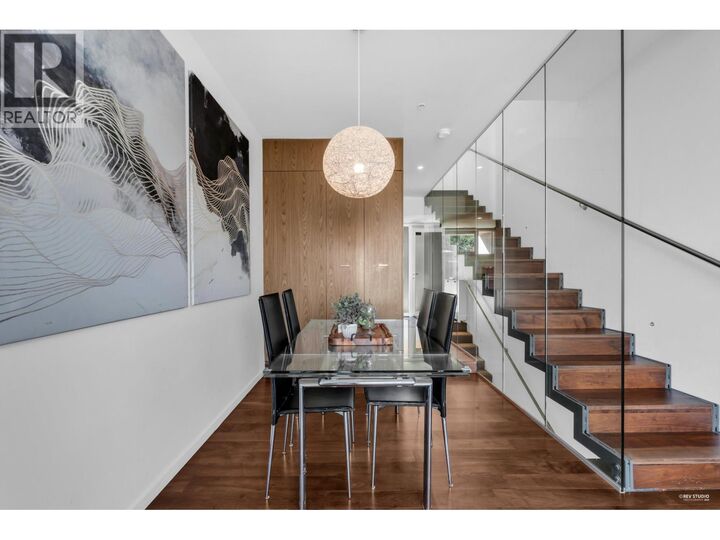 Property Photo:  850 West 8th Avenue 2  BC V5Z 1E2 