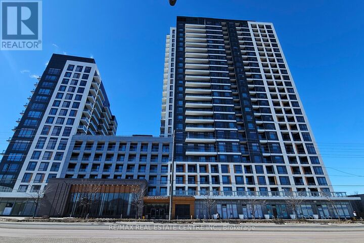 Property Photo: 7950 Bathurst Street 416 ON L4J 0L4
