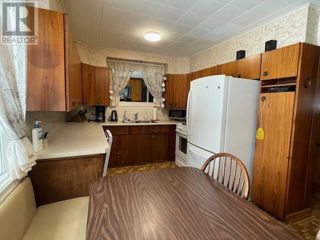 Property Photo: 2044 Hwy 105 ON P0V 2V0
