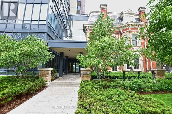 Property Photo:  28 Linden Street 502  ON M4Y 0A4 