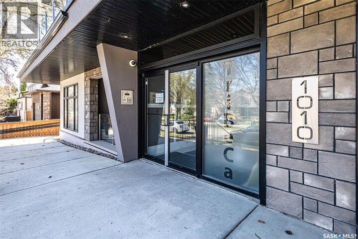 Property Photo:  206 1010 Main Street E  SK S7H 0K7 