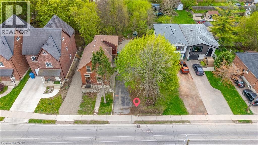 Property Photo:  121 Elizabeth Street  ON N1E 2X4 